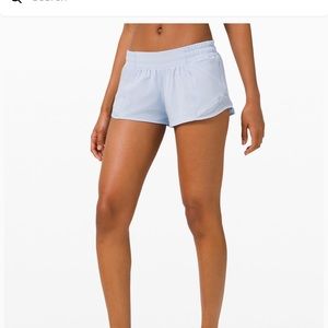 ISO of Lululemon hotty hot shorts II 2.5 size 6!!